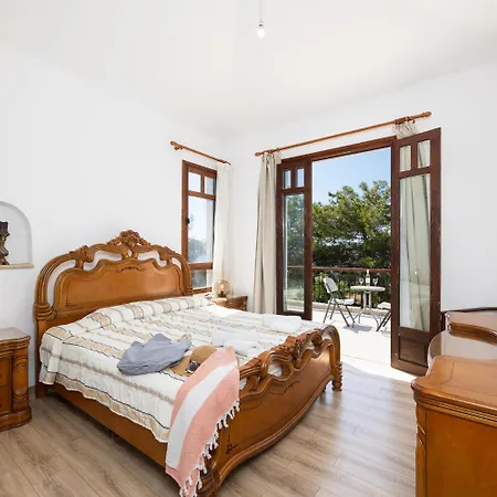 Ariadne Villa Argaka